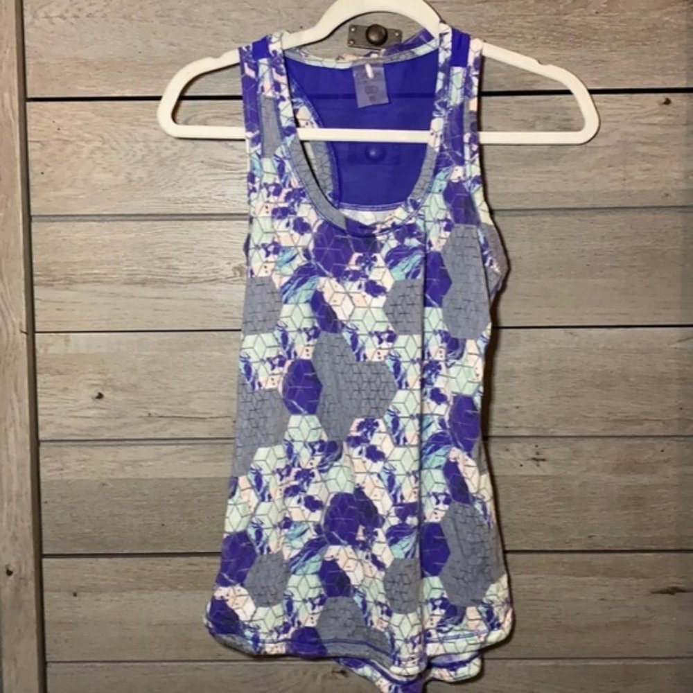 CALIA by Carrie Underwood Graphic Tank XS